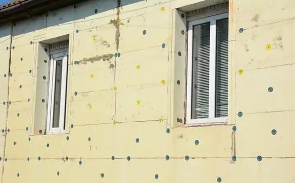 巖棉板的特點(diǎn)