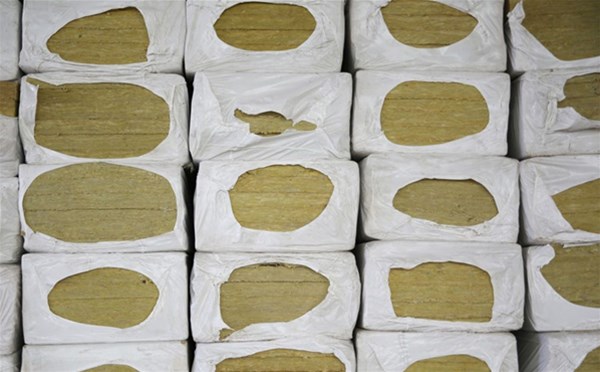 復(fù)合巖棉板外墻保溫做法